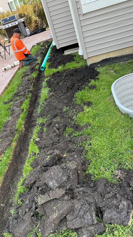 Custom lawn care service experts serving Woodstock, IL - Bernal Landscaping