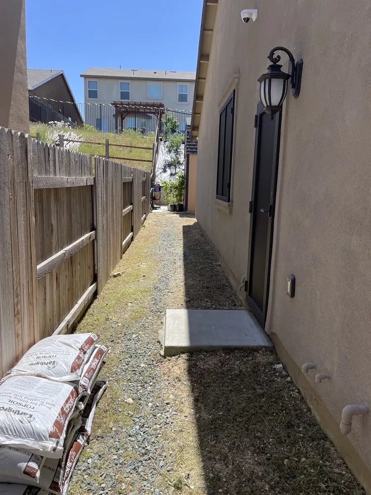 Professional yard maintenance experts serving Cameron Park, CA - Bernal's Landscaping & Maintenance