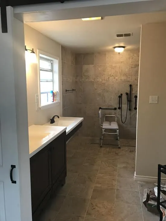 Local lawn mowing service experts serving Lindale, TX - Bernardelli Construction & Landscaping