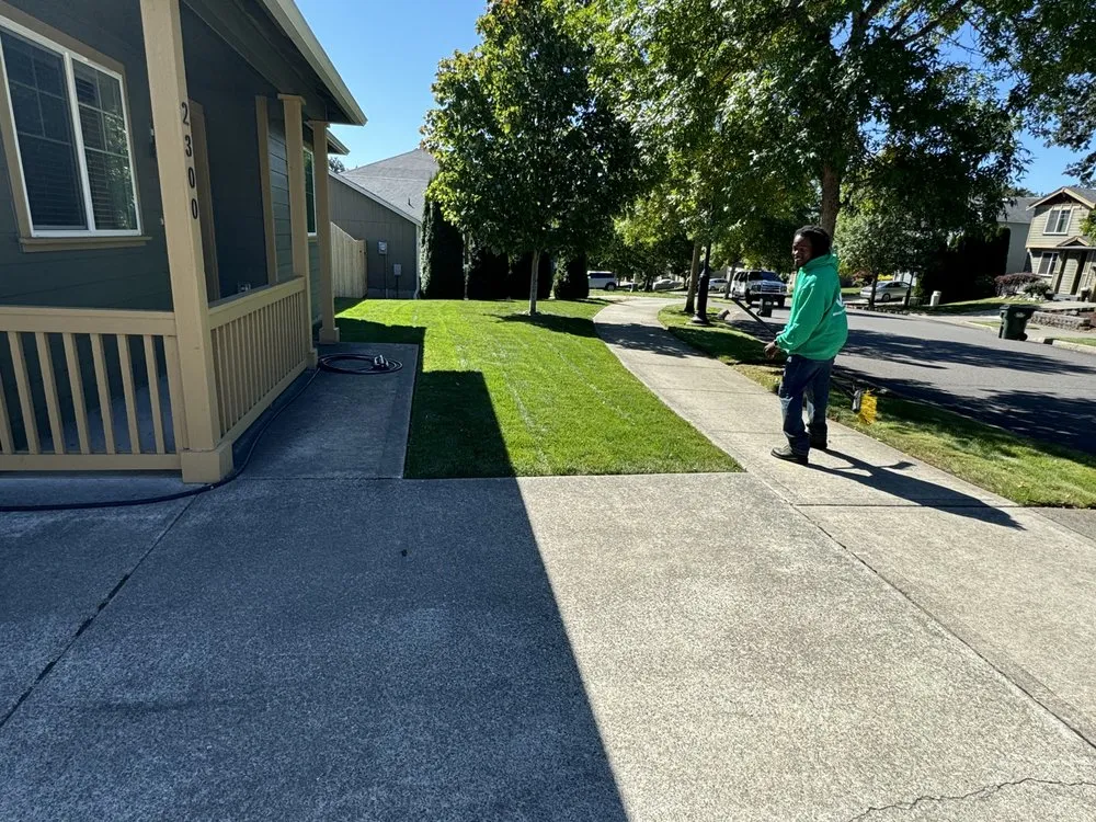 Top-rated lawn mowing service in Lacey, WA - Bernard’s Lawn Services