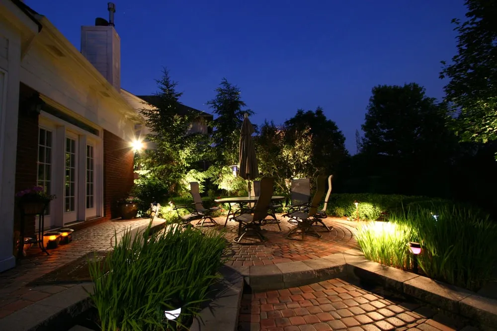 Expert garden landscaping with custom design in Warren, MI by Berns Landscaping