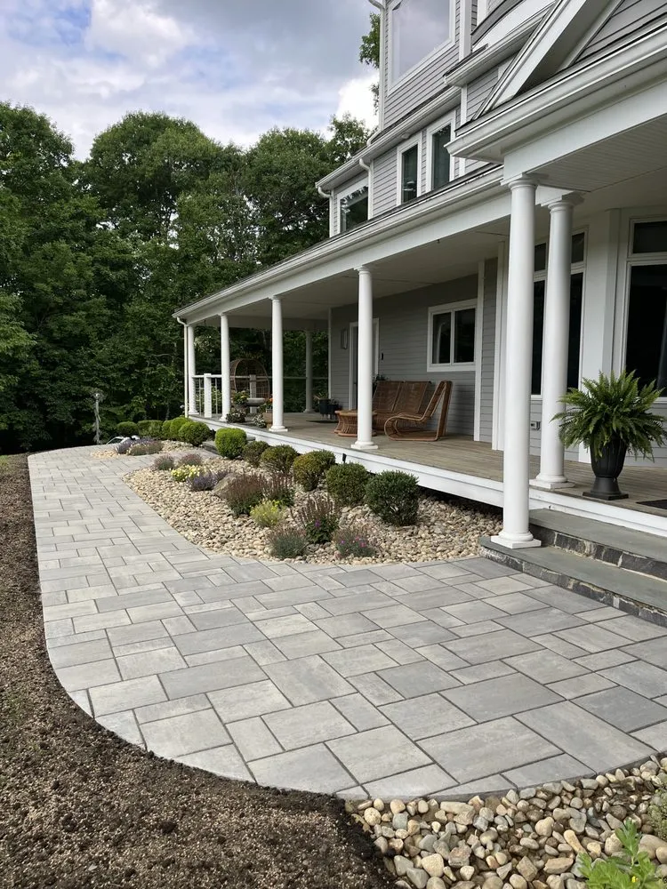 Local landscape installation experts serving Peabody, MA - Berry Hardscapes