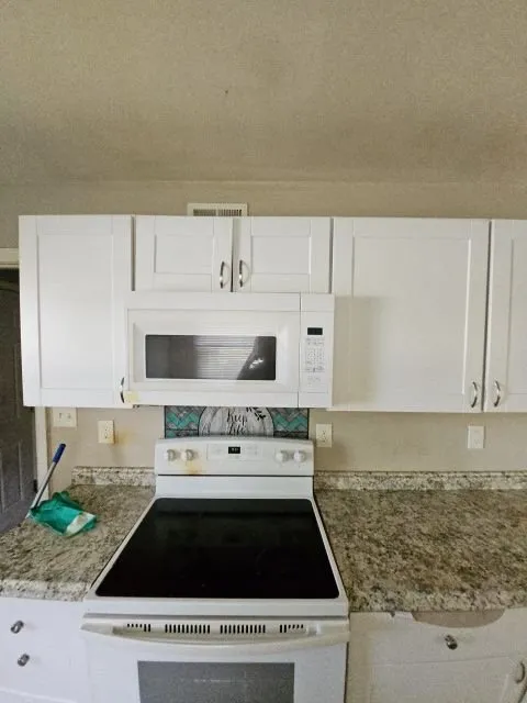 Custom lawn mowing service experts serving Brown Deer, WI - Berry Unique Cleaning Services