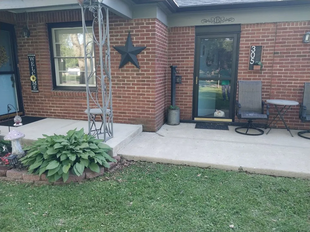 Expert lawn care service near you in Anderson, IN by Berryman's Mowing And Handyman Service