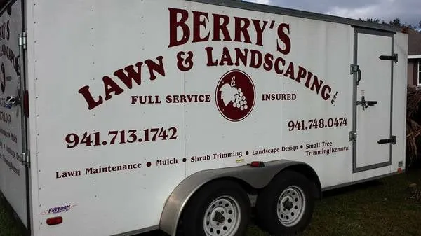 Custom landscaping services experts serving Myakka City, FL - Berry's Lawn & Landscaping