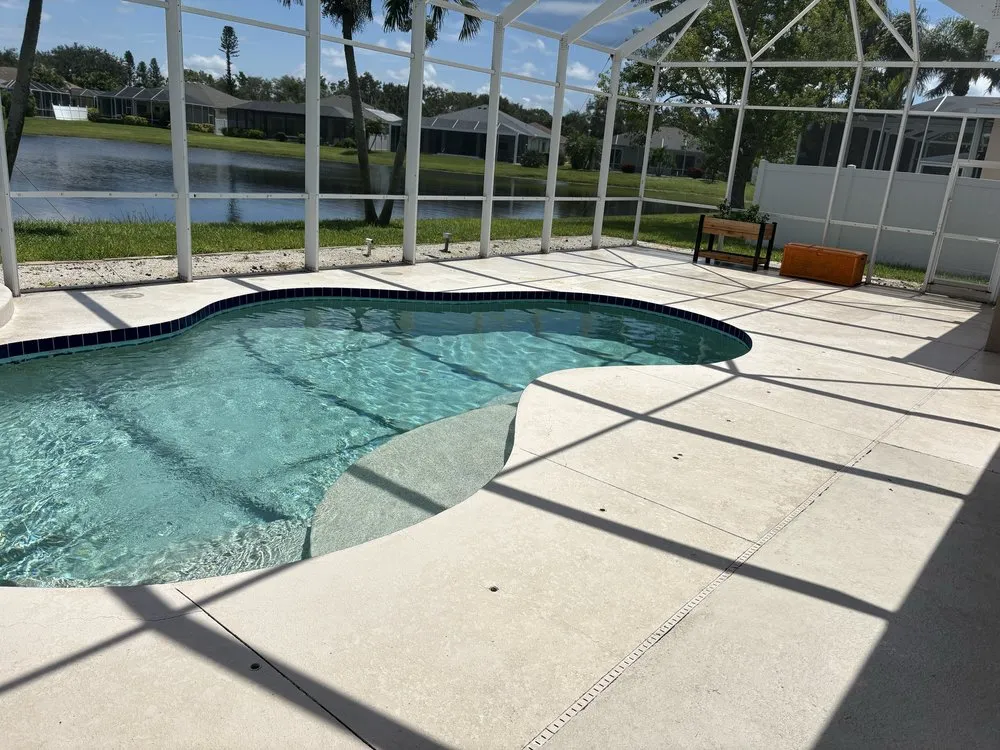 Custom lawn mowing service in Palmetto, FL by Berrys Window Cleaning Services