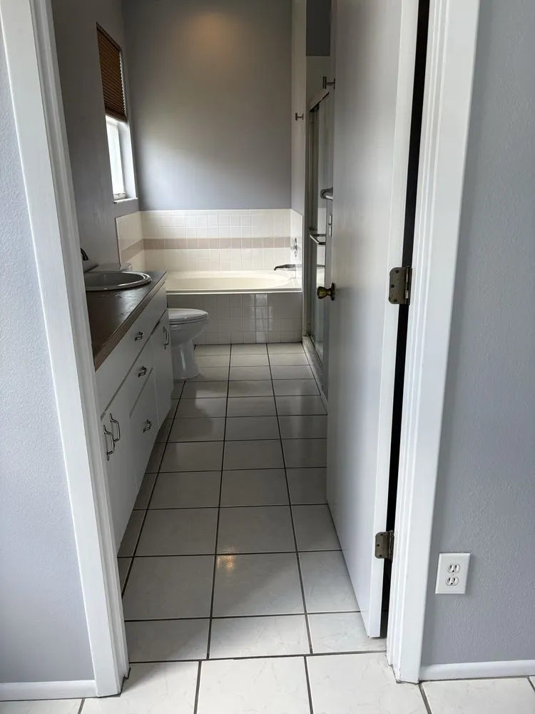 Expert yard maintenance near you across Palmetto, FL - Berrys Window Cleaning Services