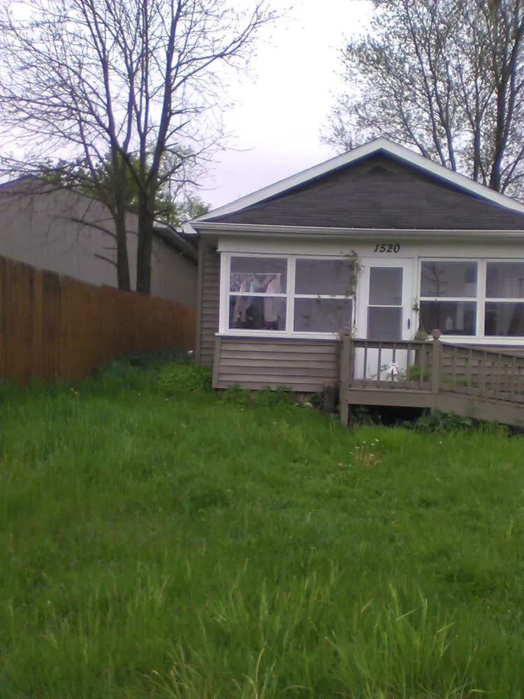 Local landscaping services for residential properties in Jackson, MI by Bert's Grass Cutting