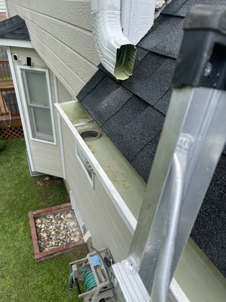 Reliable landscape design experts serving Maxton, NC - B&Es LawnCare and Gutter Cleaning