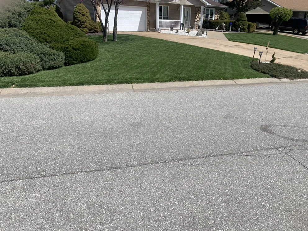 Top-rated lawn care service in St. Peters, MO - Best 4 Less