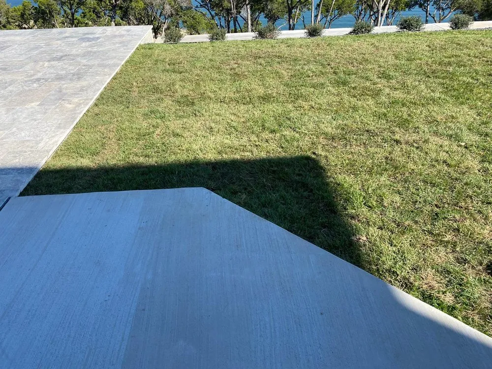 Affordable yard cleanup service experts serving Round Rock, TX - Best Buds Landscaping