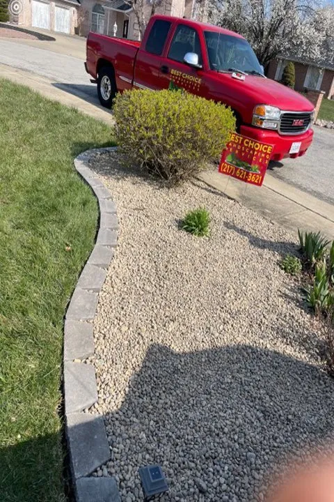 Reliable landscaping services experts serving Champaign, IL - Best Choice Landscaping Services