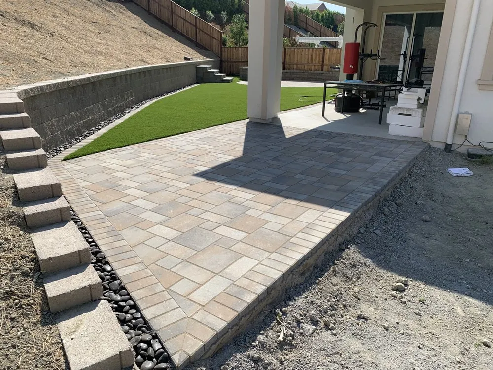 Local yard cleanup service in Pinole, CA - Best Construction