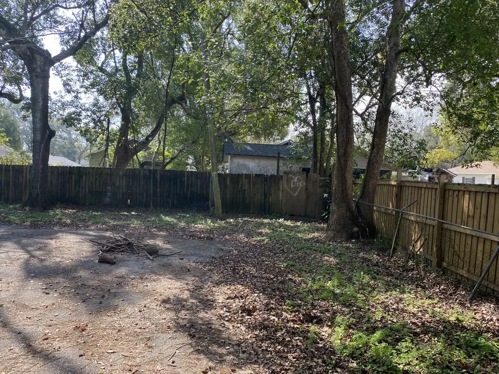 Expert landscaping services in Chickasaw, AL - Best Cutz lawn services