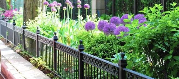 Best Gardening & Landscaping Logo