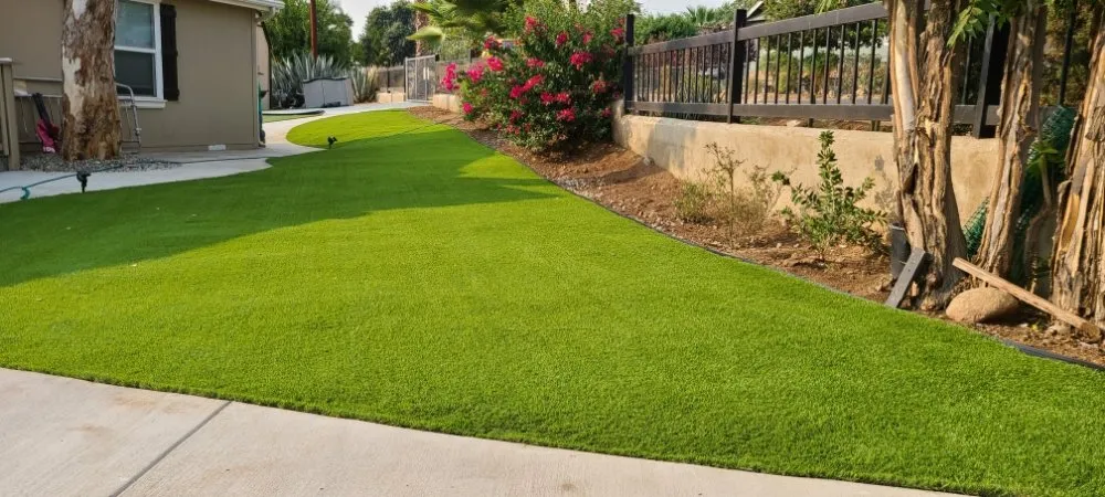 Top-rated lawn mowing service for homes in San Diego, CA by Best Green Grass