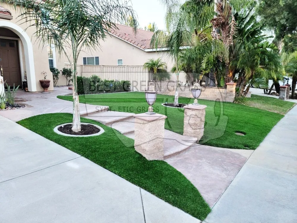 Custom lawn mowing service for homes in San Diego, CA by Best Green Grass