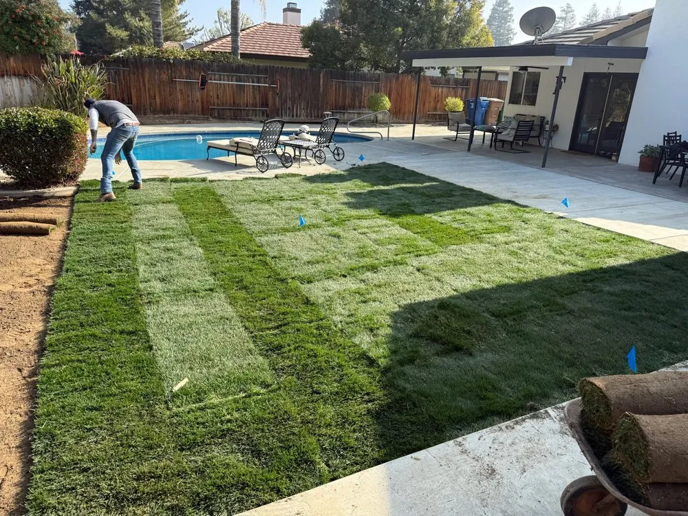 Expert lawn mowing service in Bakersfield, CA - Best Home and Commercial Services