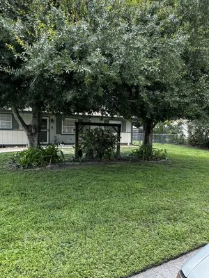 Best Horizon Landscaping Logo