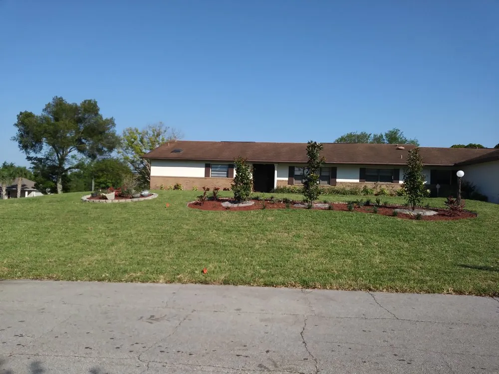 Professional lawn mowing service experts serving orlando, FL - Best Landscape Services