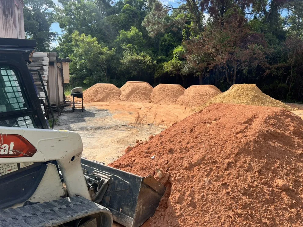 Custom yard cleanup service experts serving Santa Rosa Beach, FL - Best Landscape Solutions