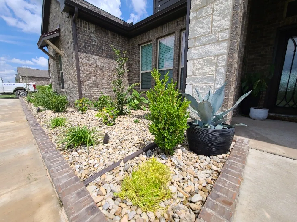 Custom landscape installation in Ponder, TX by Best Landscapes And Solutions NTX