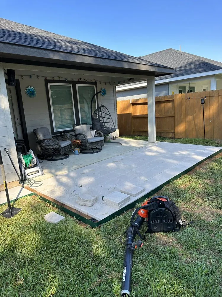 Custom landscape installation in Arcola, TX by Best Landscaping Services