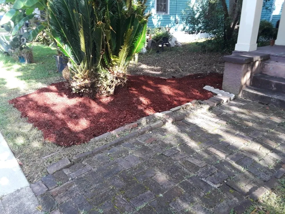Reliable landscaping services for residential properties in Mobile, AL by Best Lawn Care & Power Wash