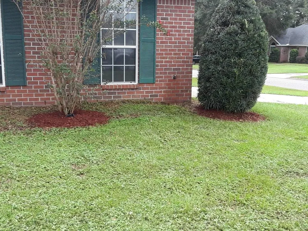 Trusted garden landscaping with custom design across Mobile, AL - Best Lawn Care & Power Wash