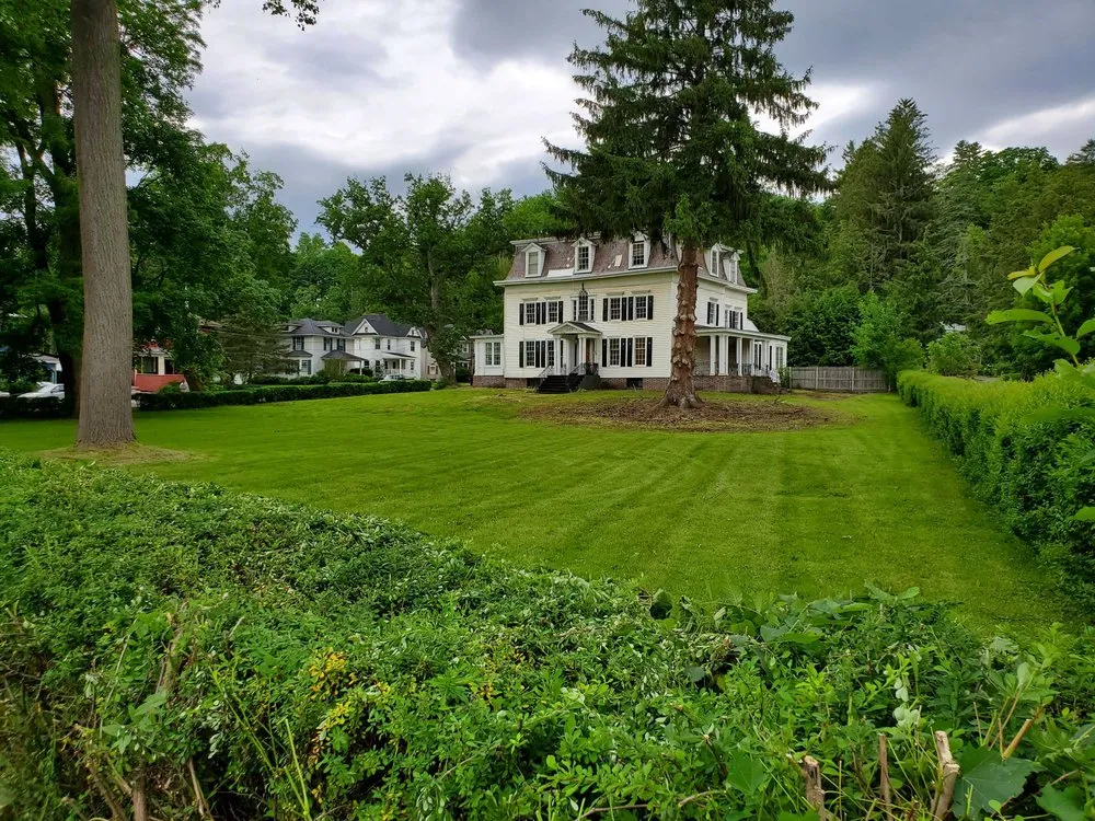 Top-rated outdoor landscaping in Newport, NY by Best Lawn Care