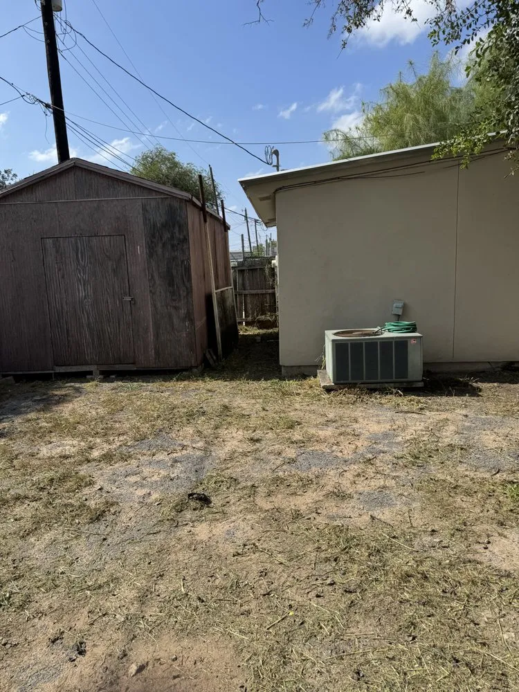 Professional yard cleanup service experts serving Florence, SC - Best Lawn Service & Pressure Washing