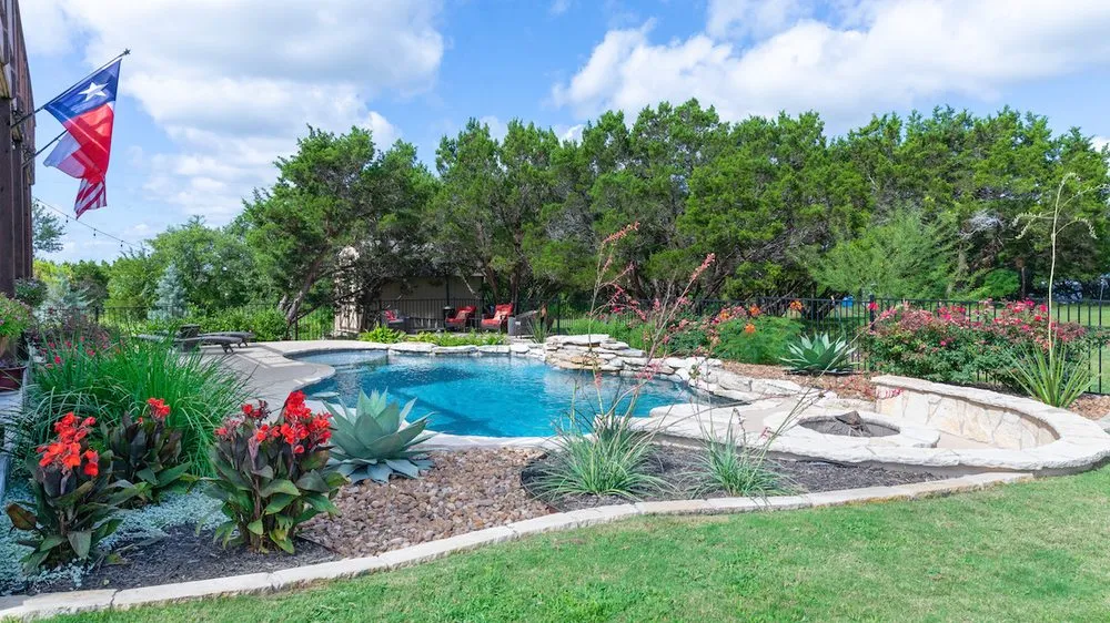 Top-rated lawn care service in Leander, TX by Best of Texas Landscapes