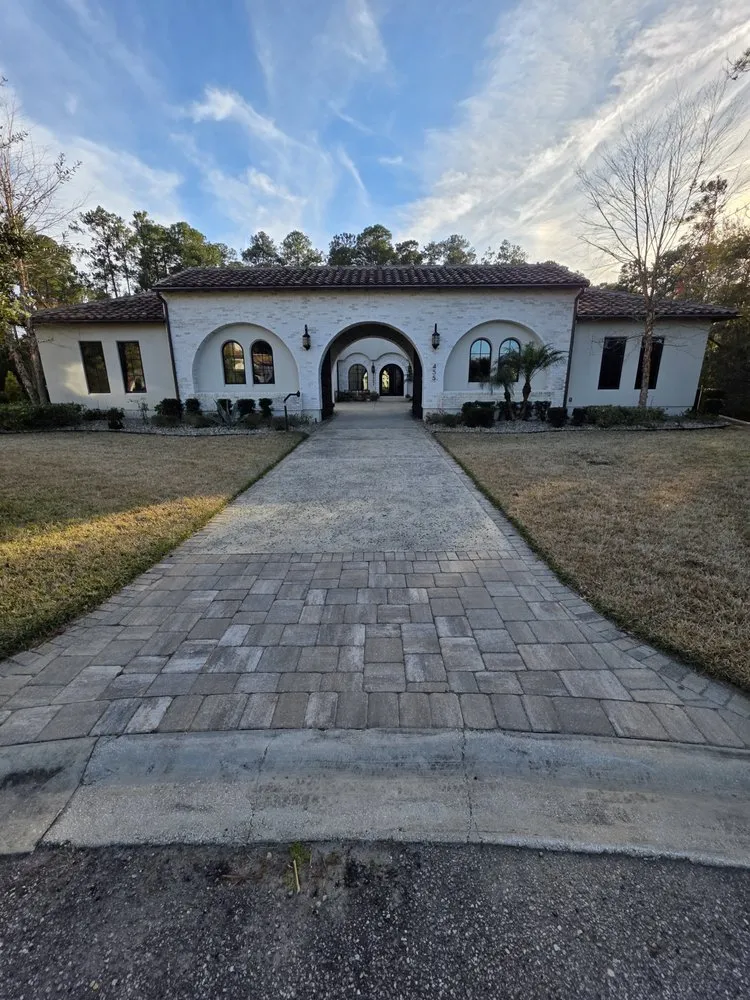 Affordable landscaping services for homes in Jacksonville Beach, FL by Best Tree Service, Landscaping, Bulkheads and Docks