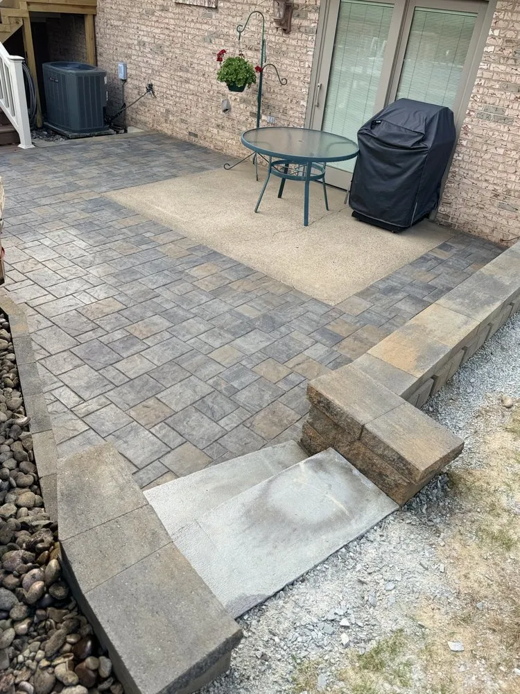 Top-rated lawn care service in Elizabeth, PA by BET Landscaping Plus