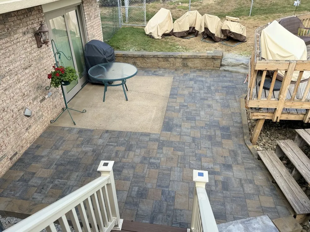 Professional lawn care service with custom design across Elizabeth, PA - BET Landscaping Plus