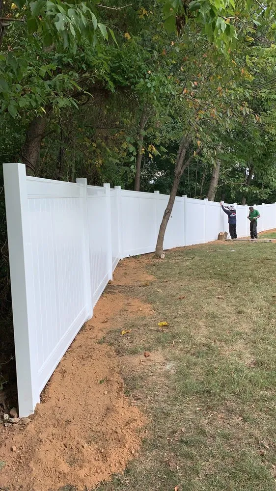 Top-rated yard cleanup service for year-round maintenance in Bethesda, MD by Bethesda's Landscaping