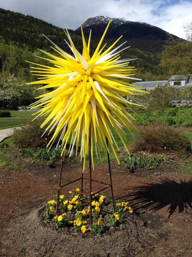 Top-rated garden landscaping for year-round maintenance across Redmond, WA - Beth’s Landscaping