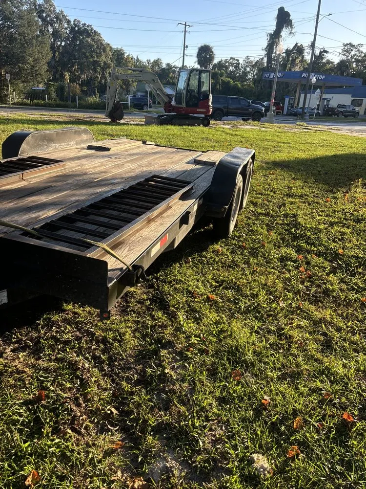 Custom lawn mowing service experts serving Lake City, FL - Bethune Property Services