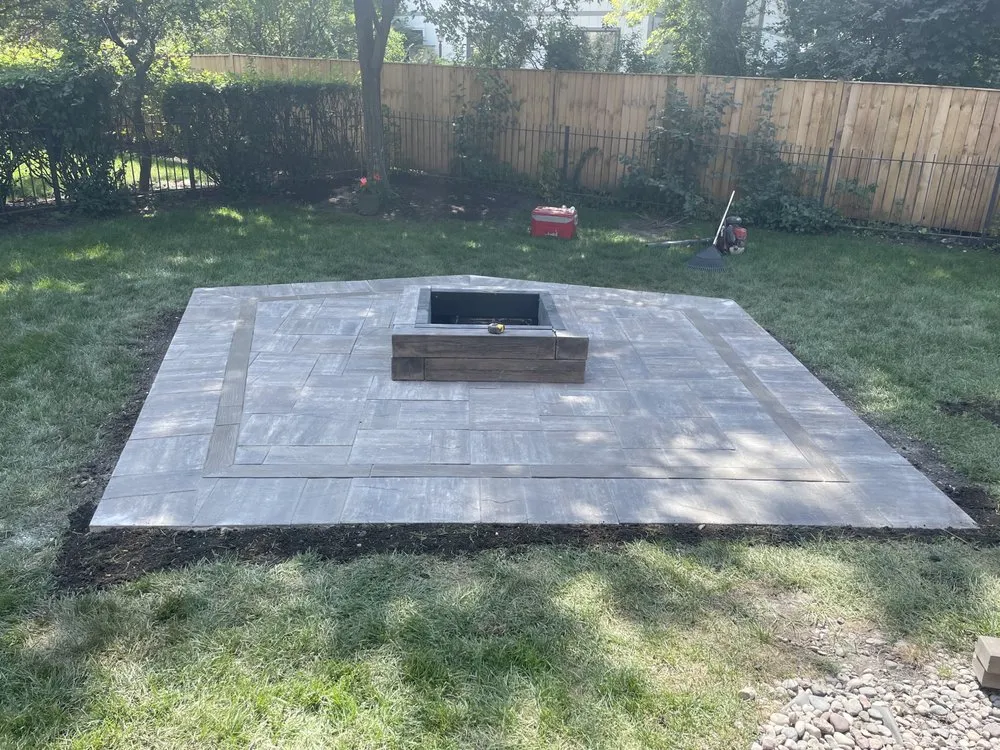 Reliable yard cleanup service for residential properties across Carol Stream, IL - Beto’s Landscaping