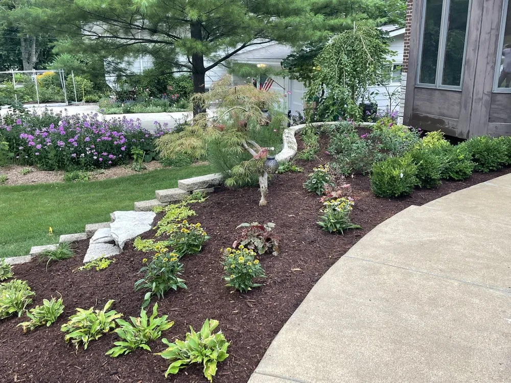 Expert landscape installation experts serving Carol Stream, IL - Beto’s Landscaping