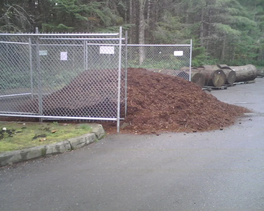 Local landscape installation experts serving Issaquah, WA - Better Buys Topsoil
