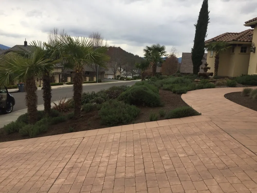 Custom outdoor landscaping in Medford, OR - Better Garden Care