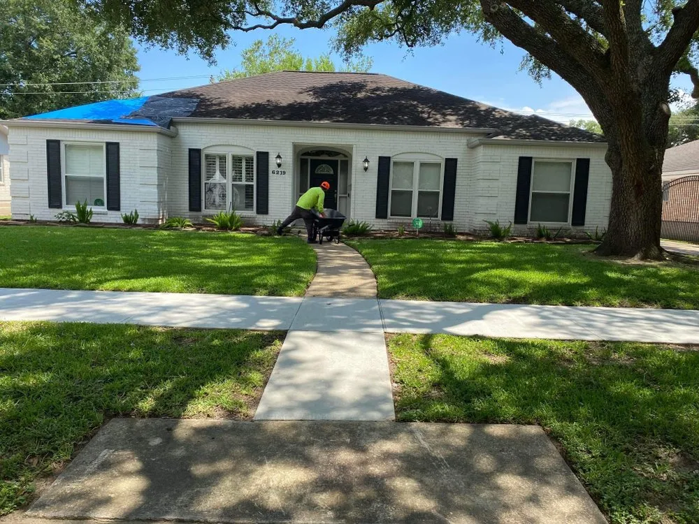 Reliable yard maintenance in Houston, TX by Better ideas lawn landscaping