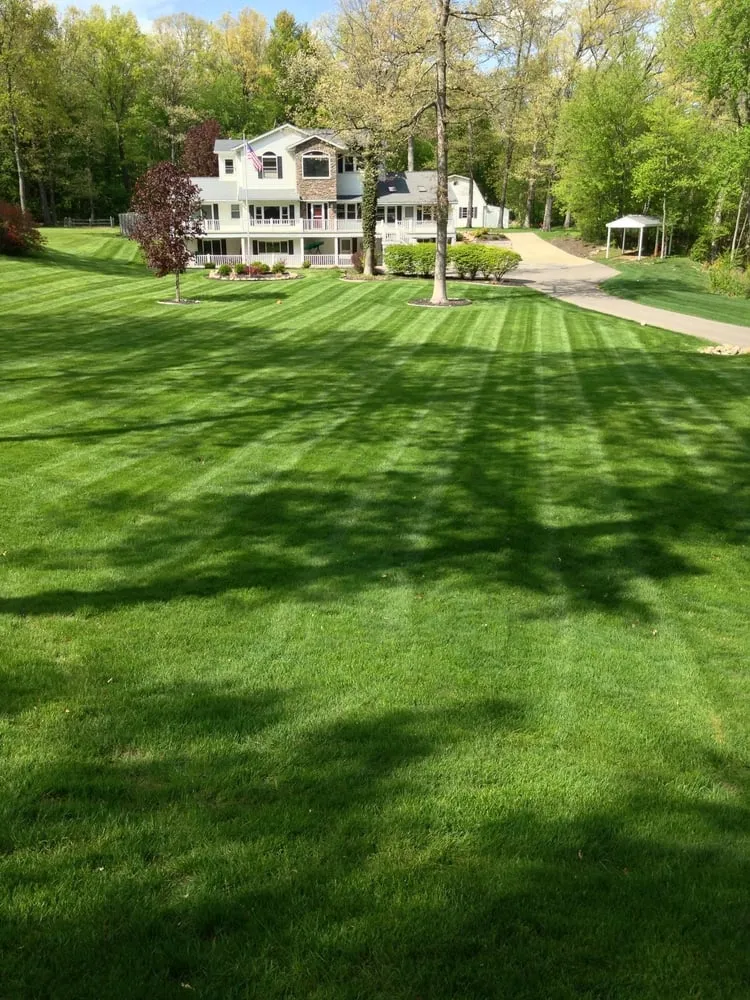 Trusted garden landscaping for beautiful yards across Midland, MI - Better Lawns & Landscaping