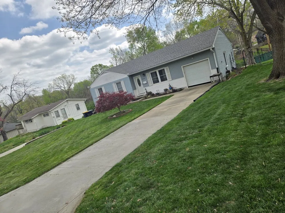 Top-rated landscape installation in Lee's Summit, MO - Better Than Most Lawn Services