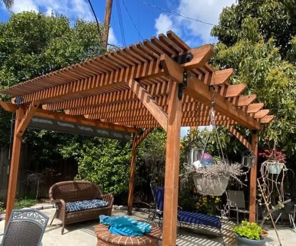 Reliable lawn care service in Oxnard, CA by Better View