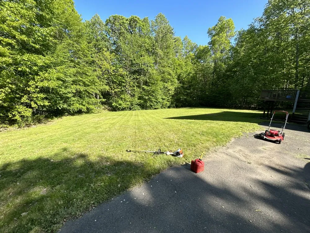 Top-rated lawn care service experts serving Southbury, CT - Better Way Landscaping