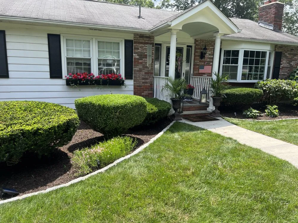 Professional yard cleanup service experts serving Wappingers Falls, NY - Bettina's Landscaping