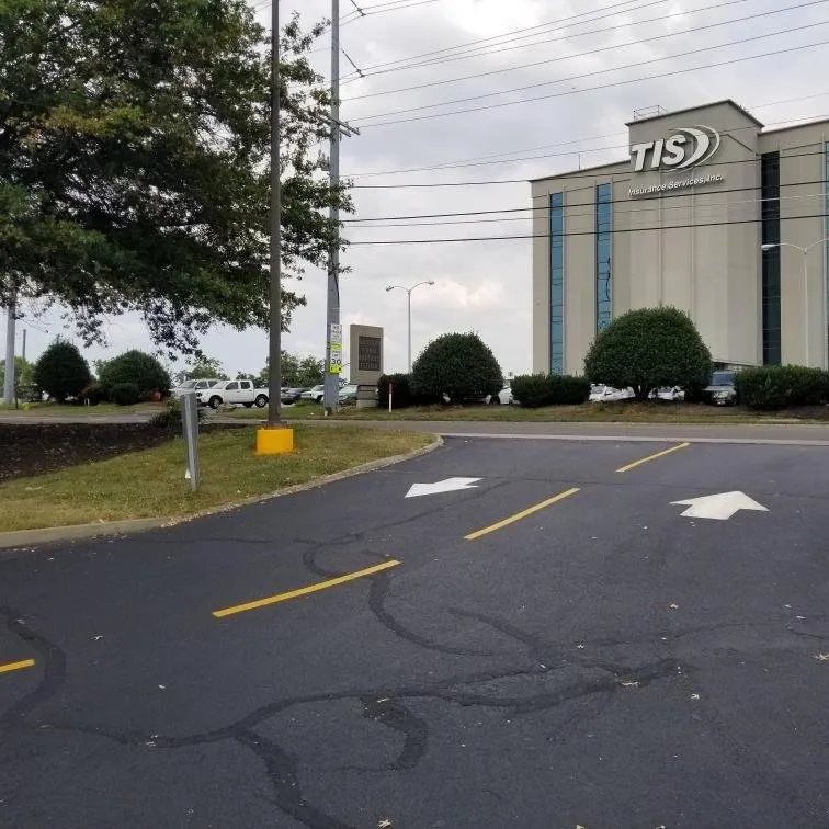 Custom residential landscaping in Maryville, TN by Bevco Parking Services