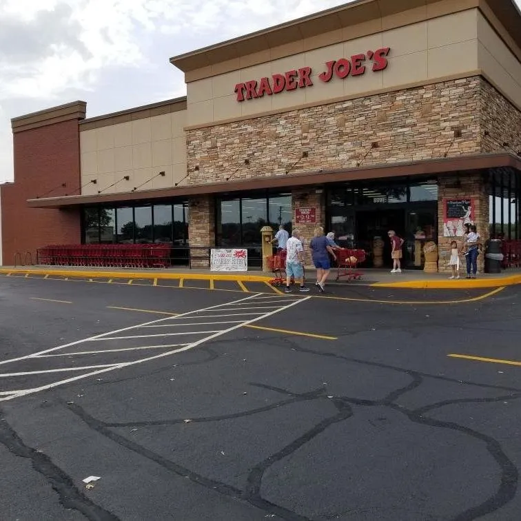 Professional yard maintenance for year-round maintenance in Maryville, TN by Bevco Parking Services